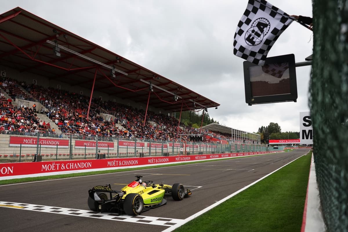 Michel descarta cancelar Catar y Abu Dabi: la F2 planea cerrar allí su campeonato