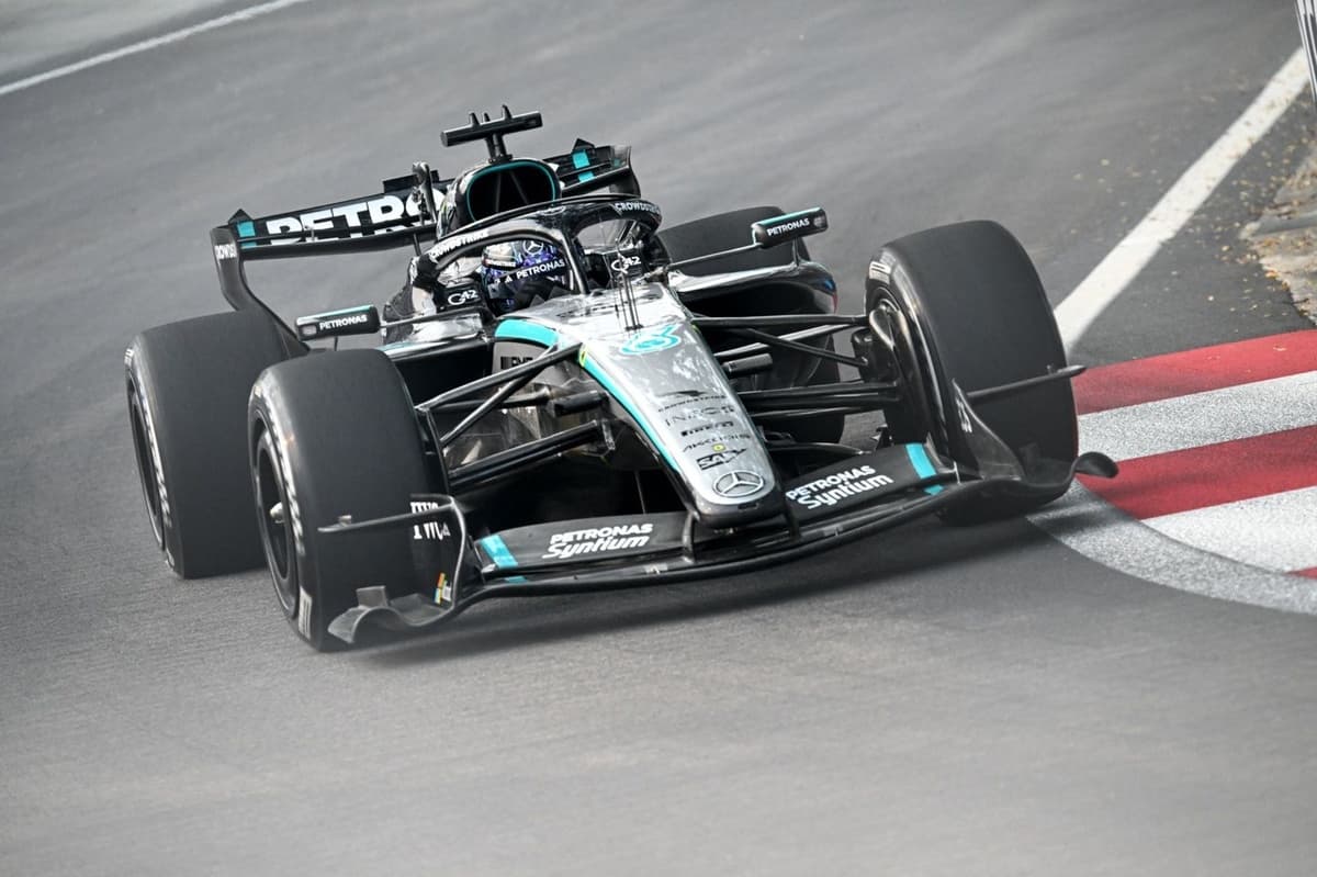 Colapinto aprende en el infierno de Marina Bay: 19º en la FP1 con Russell al frente