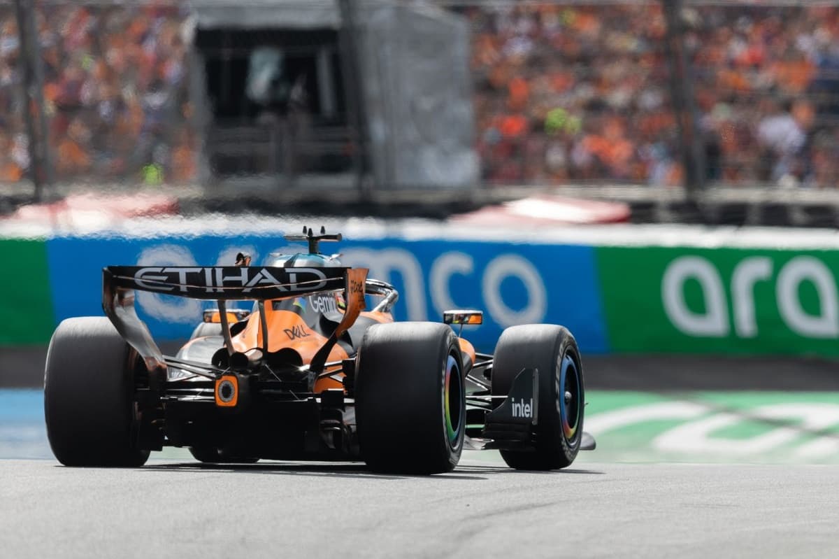 McLaren presenta su 'H-Wing' en Monza: el alerón trasero rotatorio que busca dominar la velocidad punta