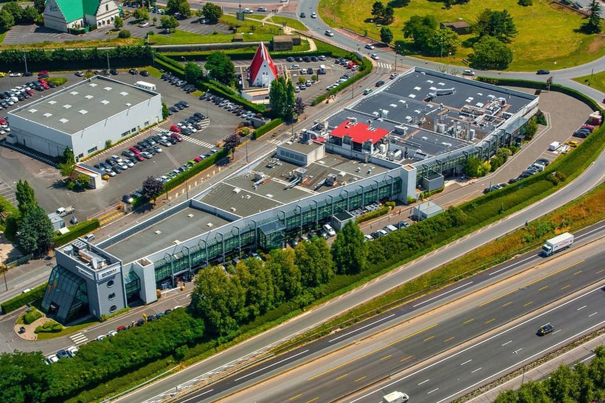 Renault acuerda vender la planta de motores de F1 de Viry-Châtillon a Dumarey Group