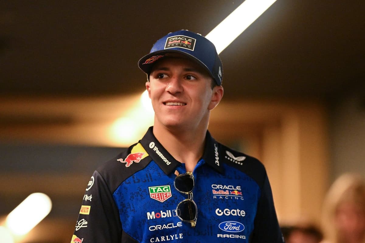 ¿El fin de la maldición? Red Bull renueva a Hadjar junto a Verstappen hasta 2027
