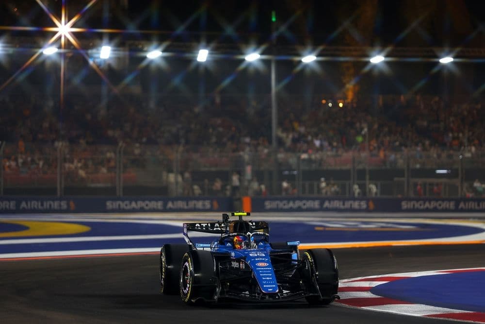 Caos en la clasificación sprint de Singapur: error humano de la FIA deja a los equipos furiosos - figura 1