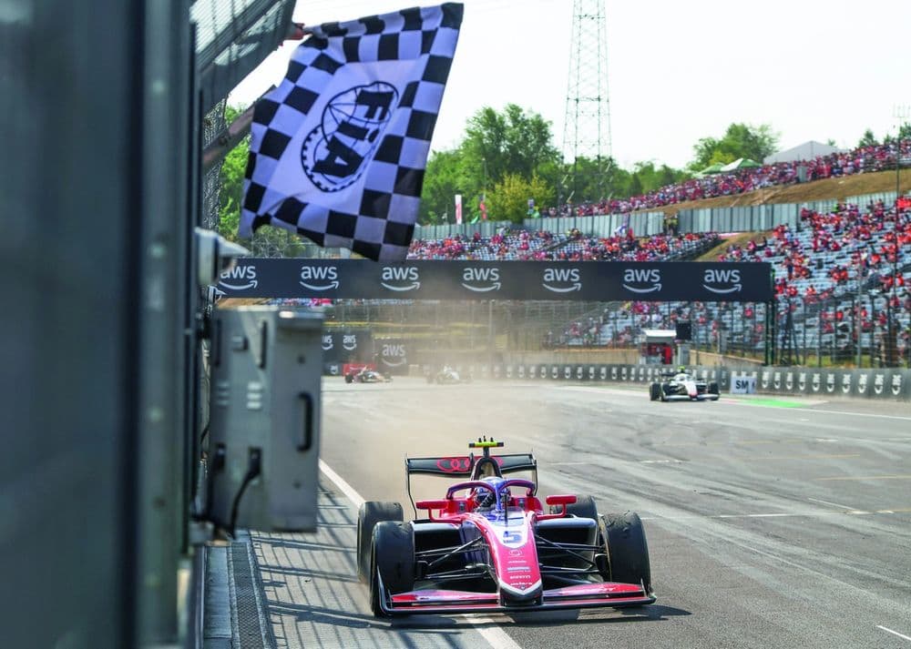 Freddie Slater debutará en F1 con Audi en los FP1 de México y Brasil - figura 1