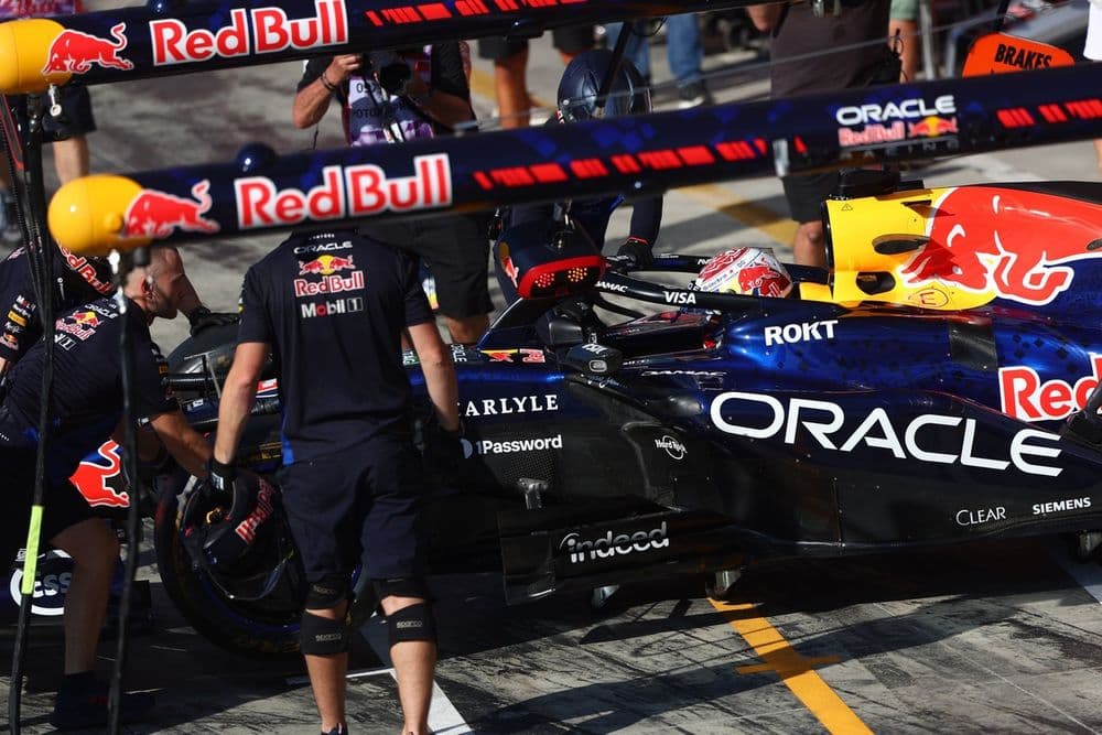 ¿El RB22 es de papel? Verstappen destapa el problema crónico que le hace perder tiempo en Monza - figura 2