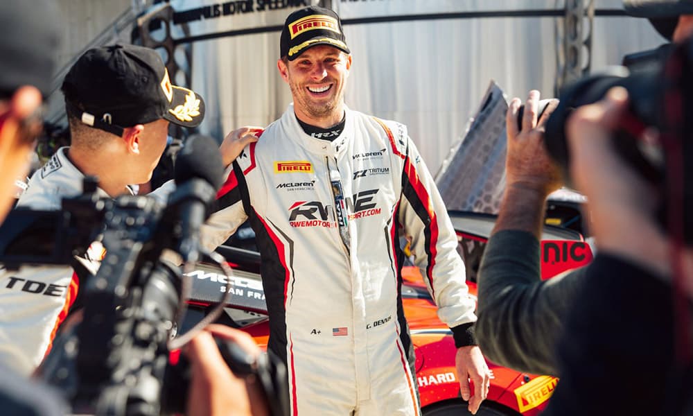 Revolución en la Cabina: El Campeón Casey Dennis Vuelve al McLaren Artura Trophy EVO en Road America