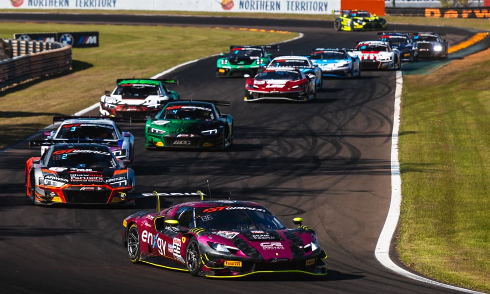 Sídney aprieta el título: 15 GT3, regreso del Lamborghini y un Porsche 'Cerdo Rosa'