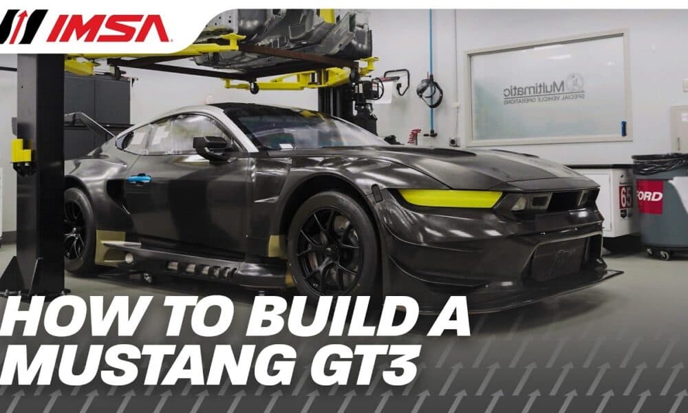 El Corazón de la Bestia: Un Viaje Íntimo al Taller del Ford Mustang GT3 de Multimatic