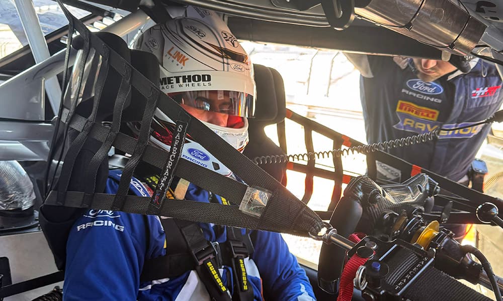 Cameron McLeod apunta al GT3 tras probar por primera vez el Mustang GT3 EVO