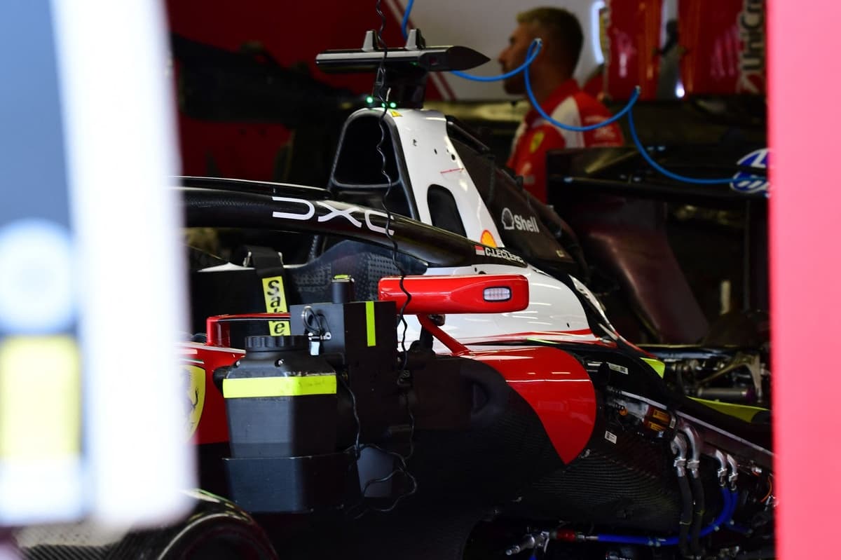 Toque de queda roto en Bakú: Ferrari, Racing Bulls y Cadillac trabajaron de noche... y Cadillac ya no tiene red de seguridad