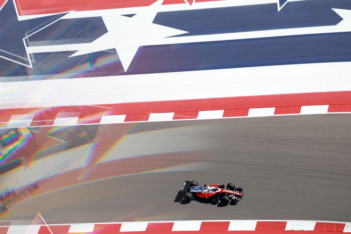 Leclerc lidera la FP1 del GP de Estados Unidos con el Ferrari actualizado