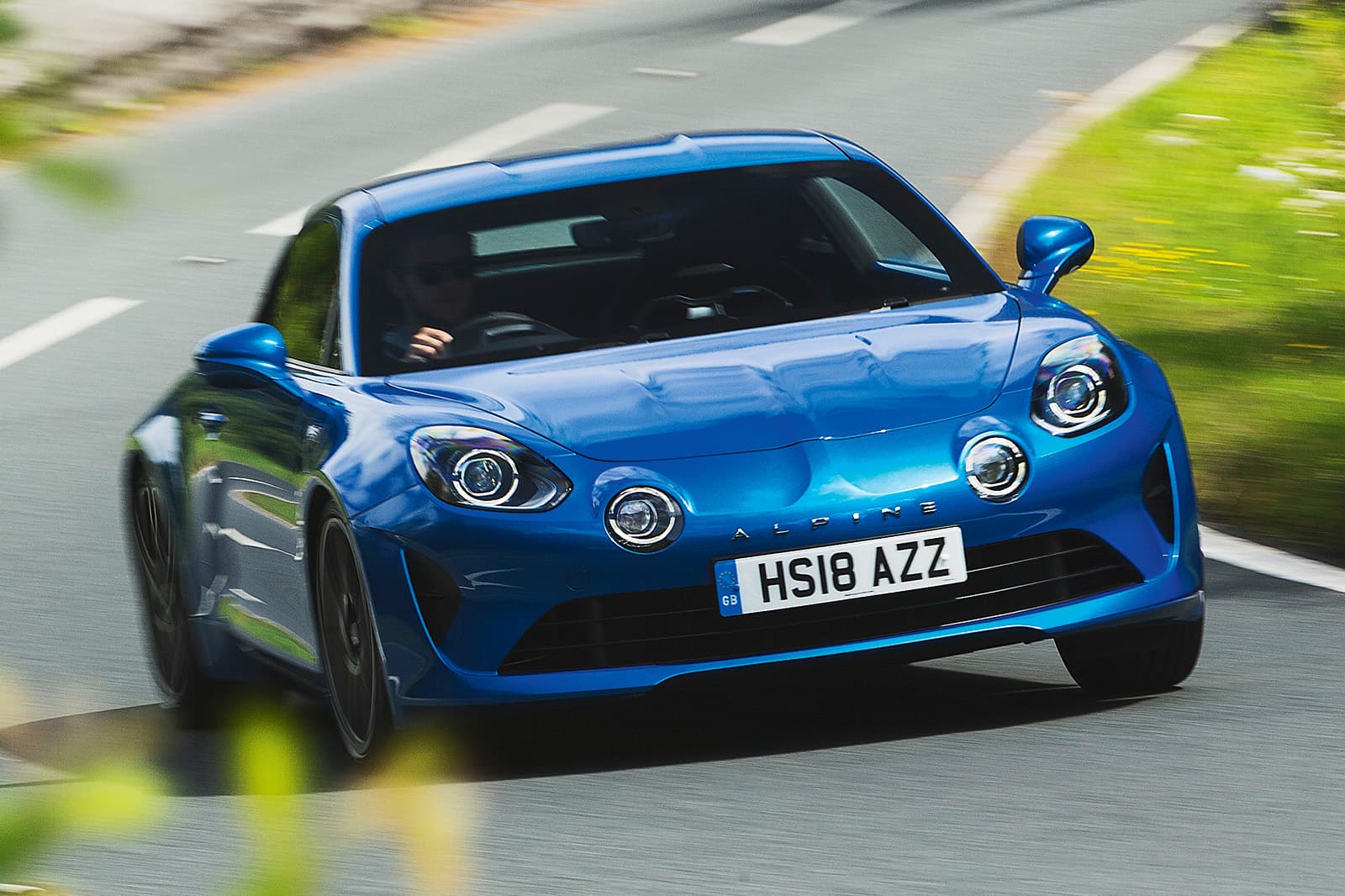 Alpine A110: el deportivo que se convirtió en historia y ahora puedes tenerlo por 35.000 libras