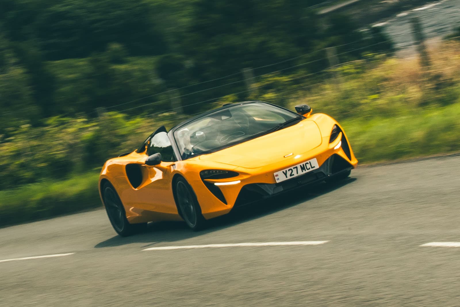 McLaren jubila al Artura, GTS y 750S: 500 millones para reinventarse con híbridos y SUV