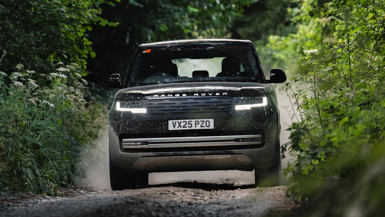Range Rover Eléctrico: El lujo británico se electrifica sin perder su alma todoterreno