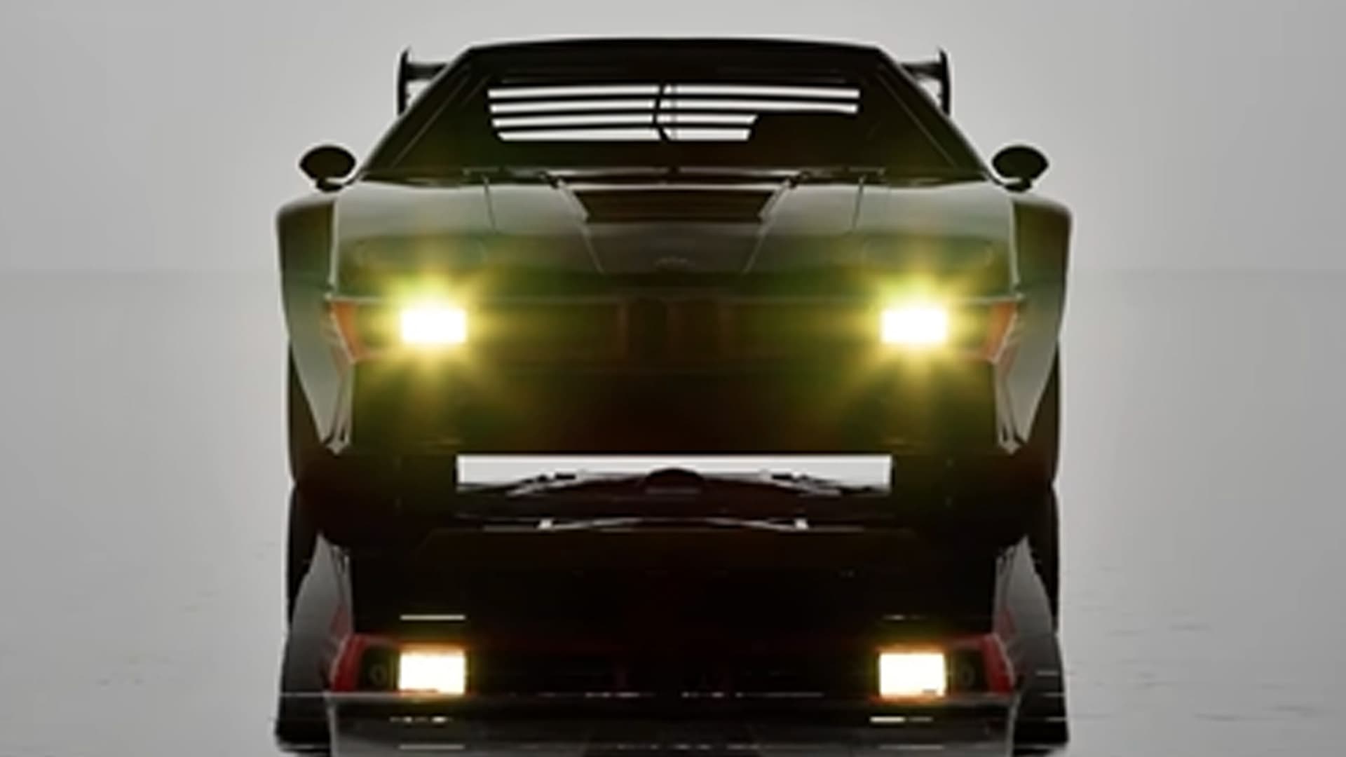¿El mítico BMW M1 Procar aterriza en Rennsport? El 'rey del Ring' afila su garra en el DLC Kings of the Ring