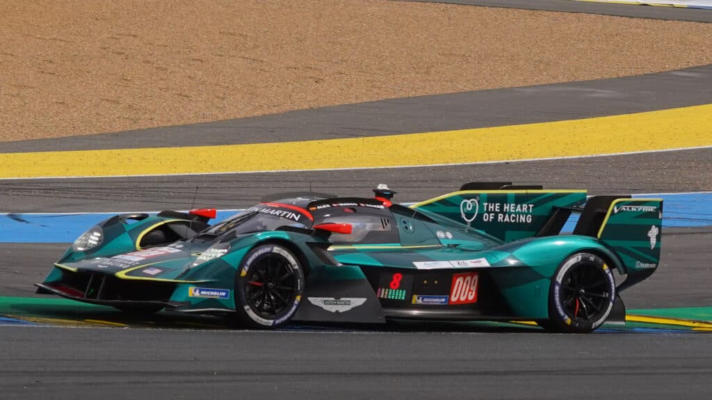 Rennsport adelanta el Hypercar Aston Martin Valkyrie AMR-LMH - figura 1